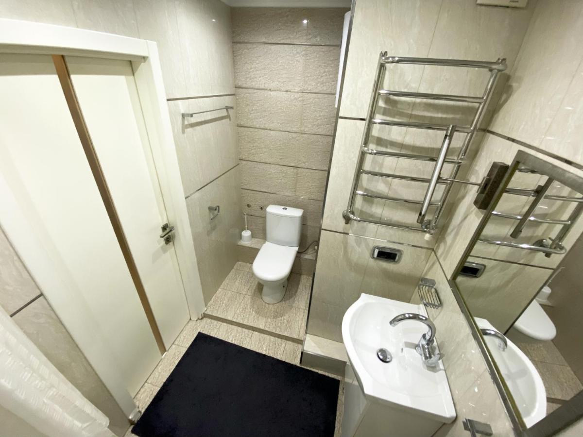Bright Luxury Apartment Near Center キシナウ エクステリア 写真